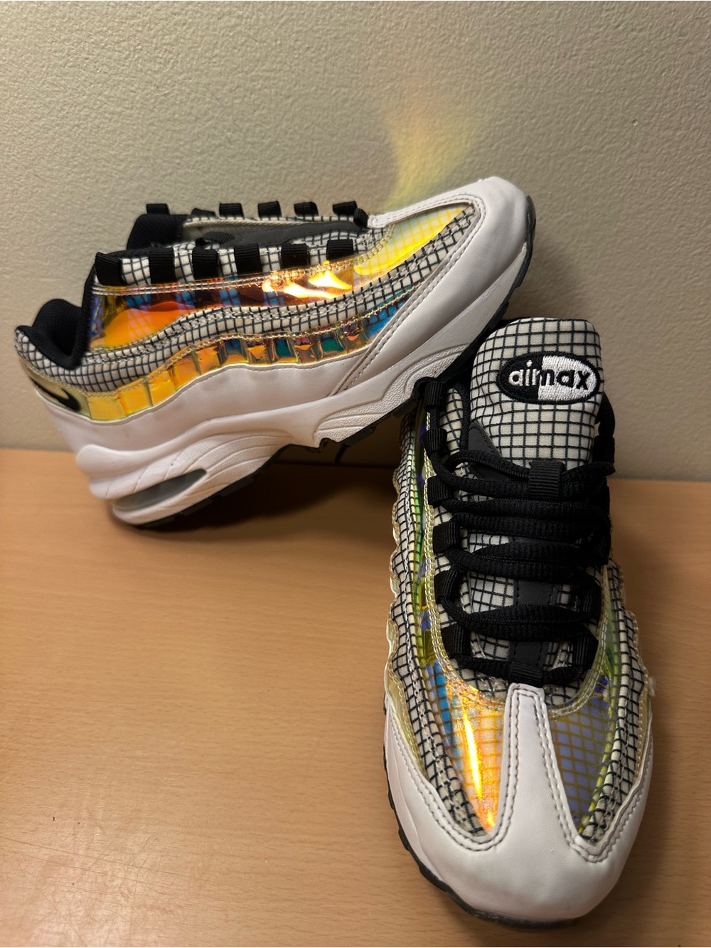 Nike Air Max 95 LV8 GS White/Black-Blue Gaze Youth Shoes Size 6Y BQ7218-100